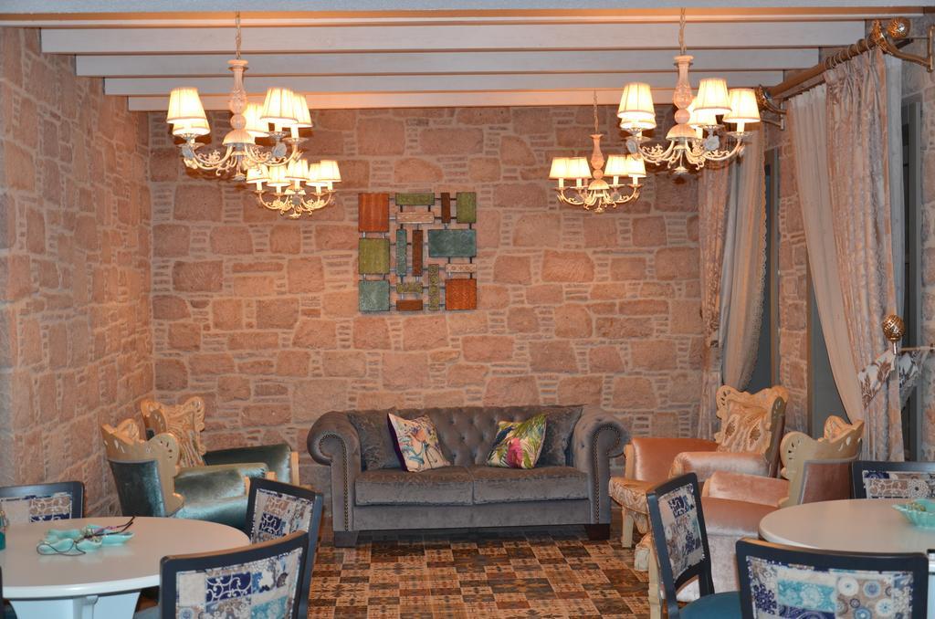 Cunda Fora Hotel Ayvalik Exterior photo
