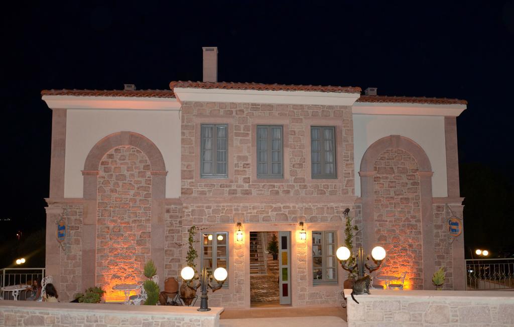 Cunda Fora Hotel Ayvalik Exterior photo