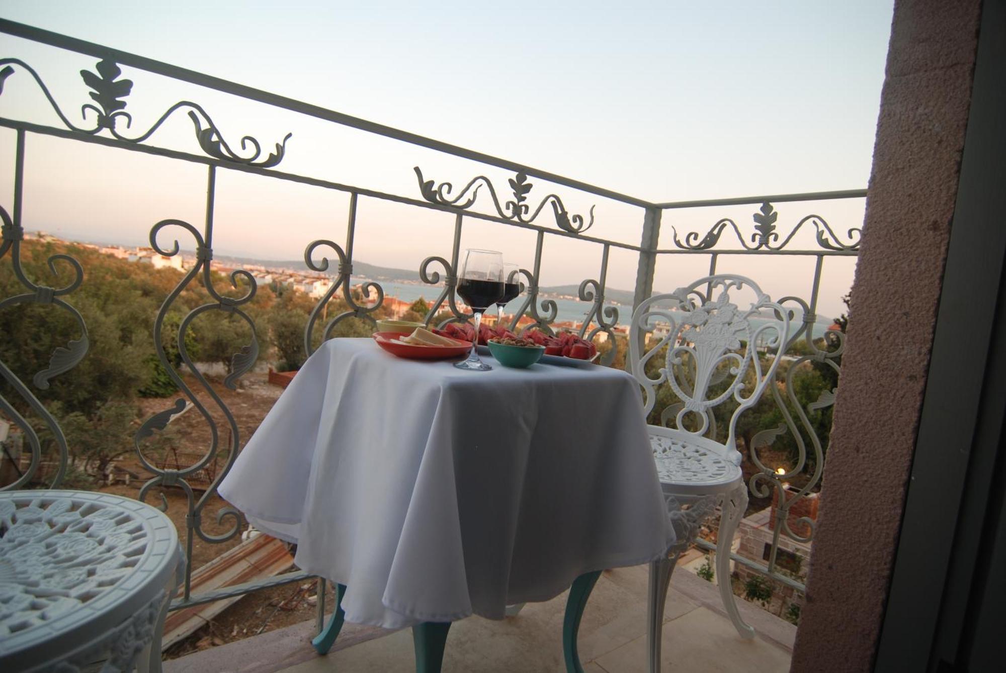 Cunda Fora Hotel Ayvalik Room photo