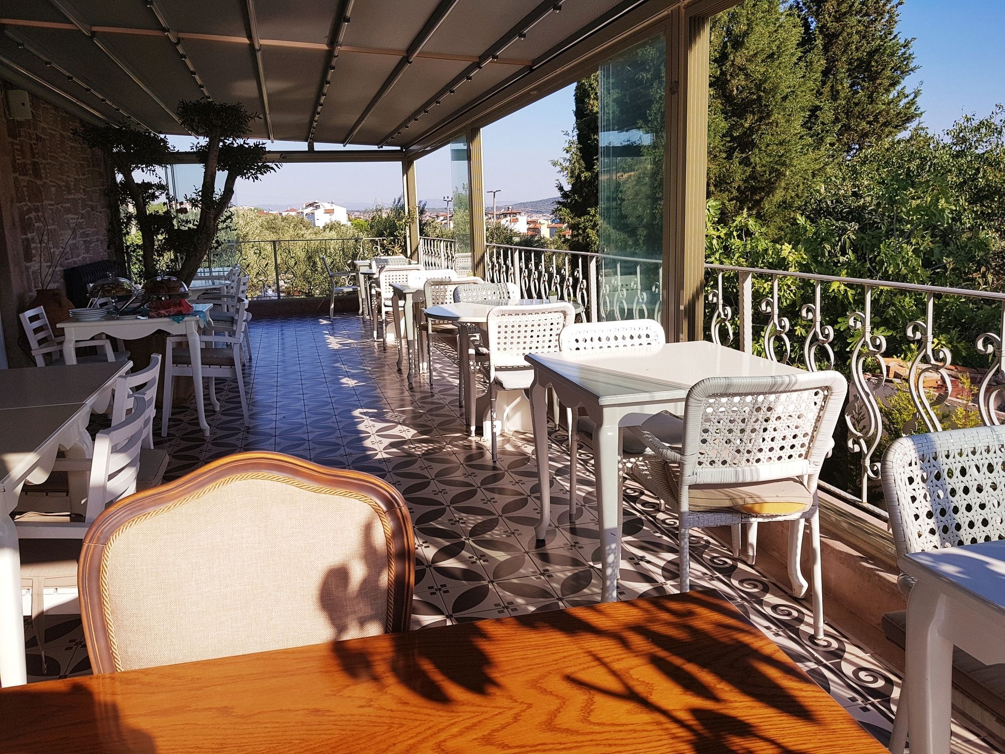 Cunda Fora Hotel Ayvalik Exterior photo
