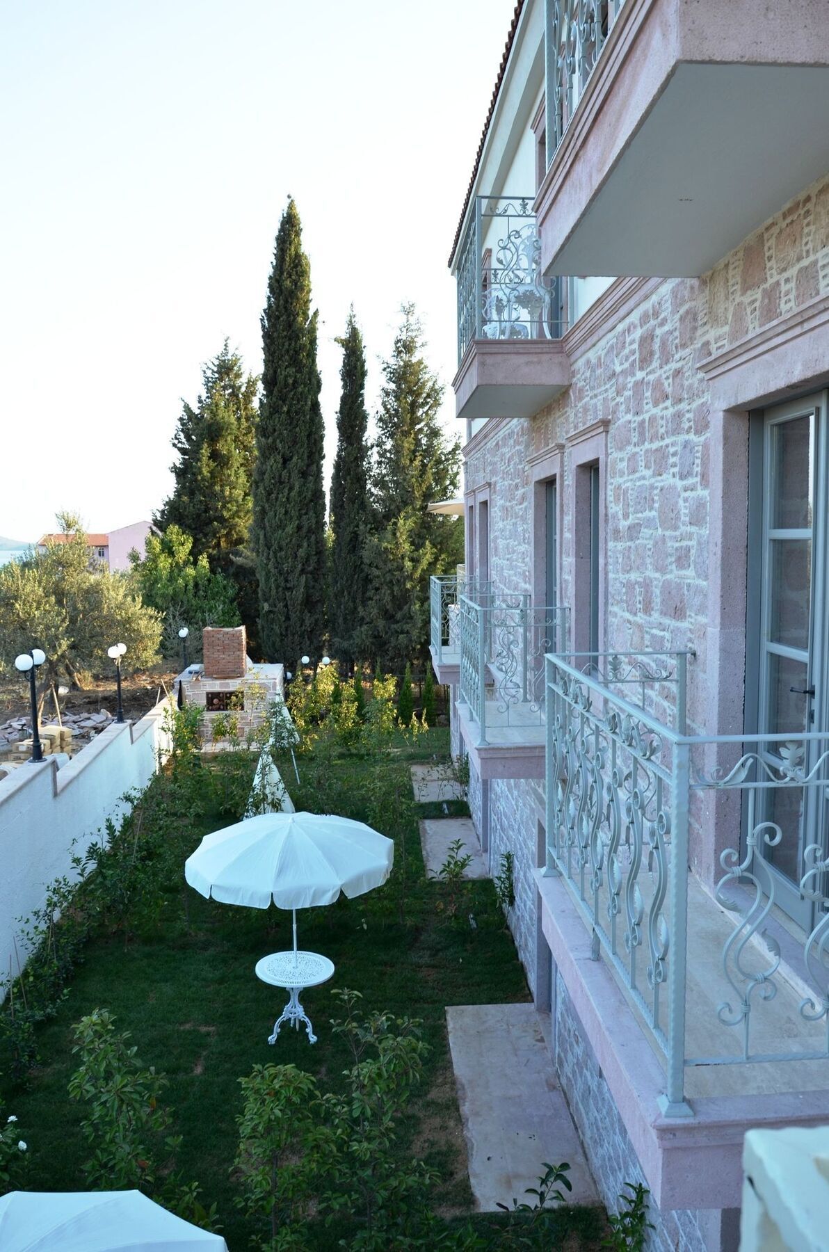 Cunda Fora Hotel Ayvalik Exterior photo