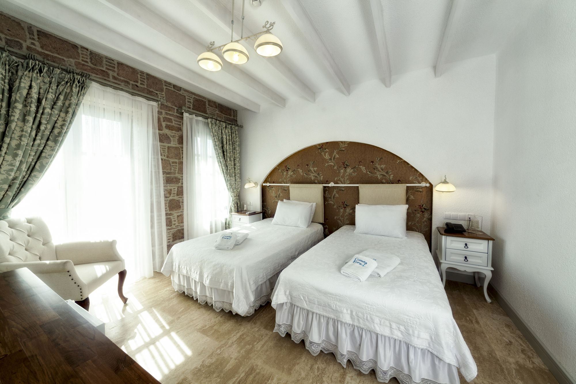 Cunda Fora Hotel Ayvalik Exterior photo